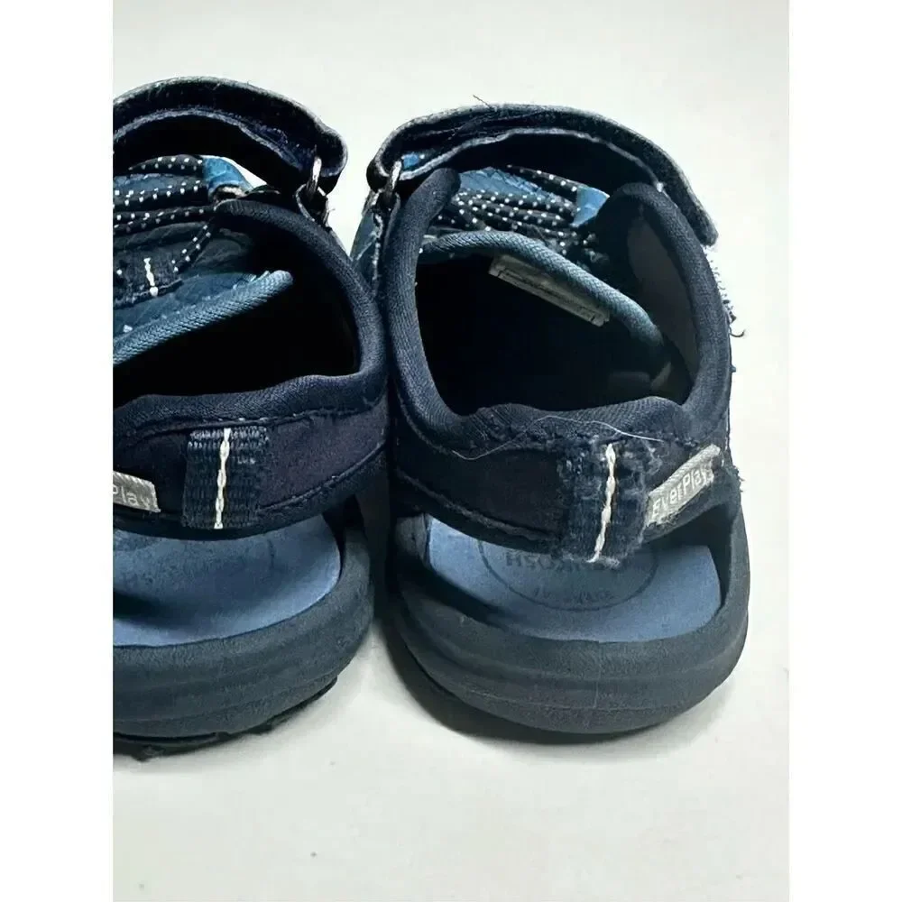 OshKosh Kids Size 8 Shoes Sneakers Closed Toe Sandal-Blue-Adjustable Strap